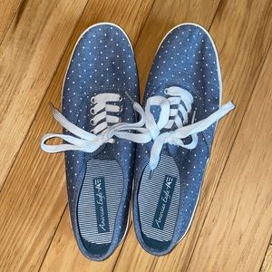 American Eagle Blue Polka Dot Lace-Up Flats
